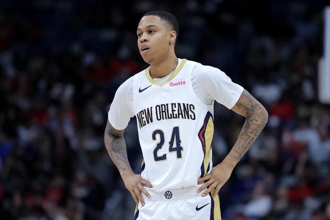 关于今晚洛杉矶湖人备战中超，手感冰凉细节曝光，管理层满意，更衣室氛围转暖的信息