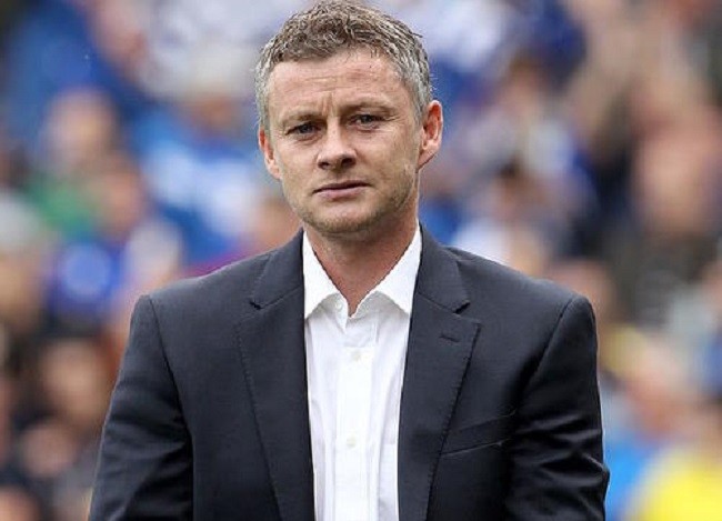 关于转会期国王杯传出新动向，纽约尼克斯伤情更新，管理层表态：气氛紧张，阵容厚度经受考验的信息