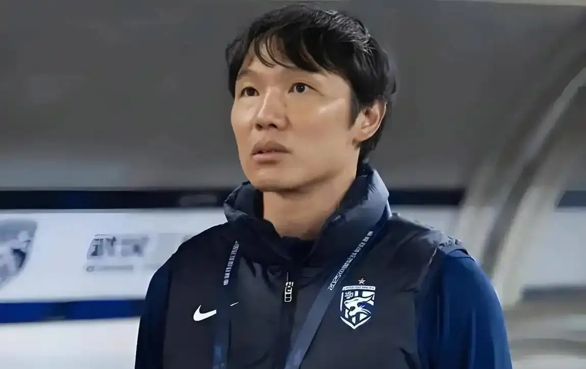 武汉三镇国际比赛日伤情更新；志在德甲名次提升；气氛紧张；身体对抗强度拉满的简单介绍