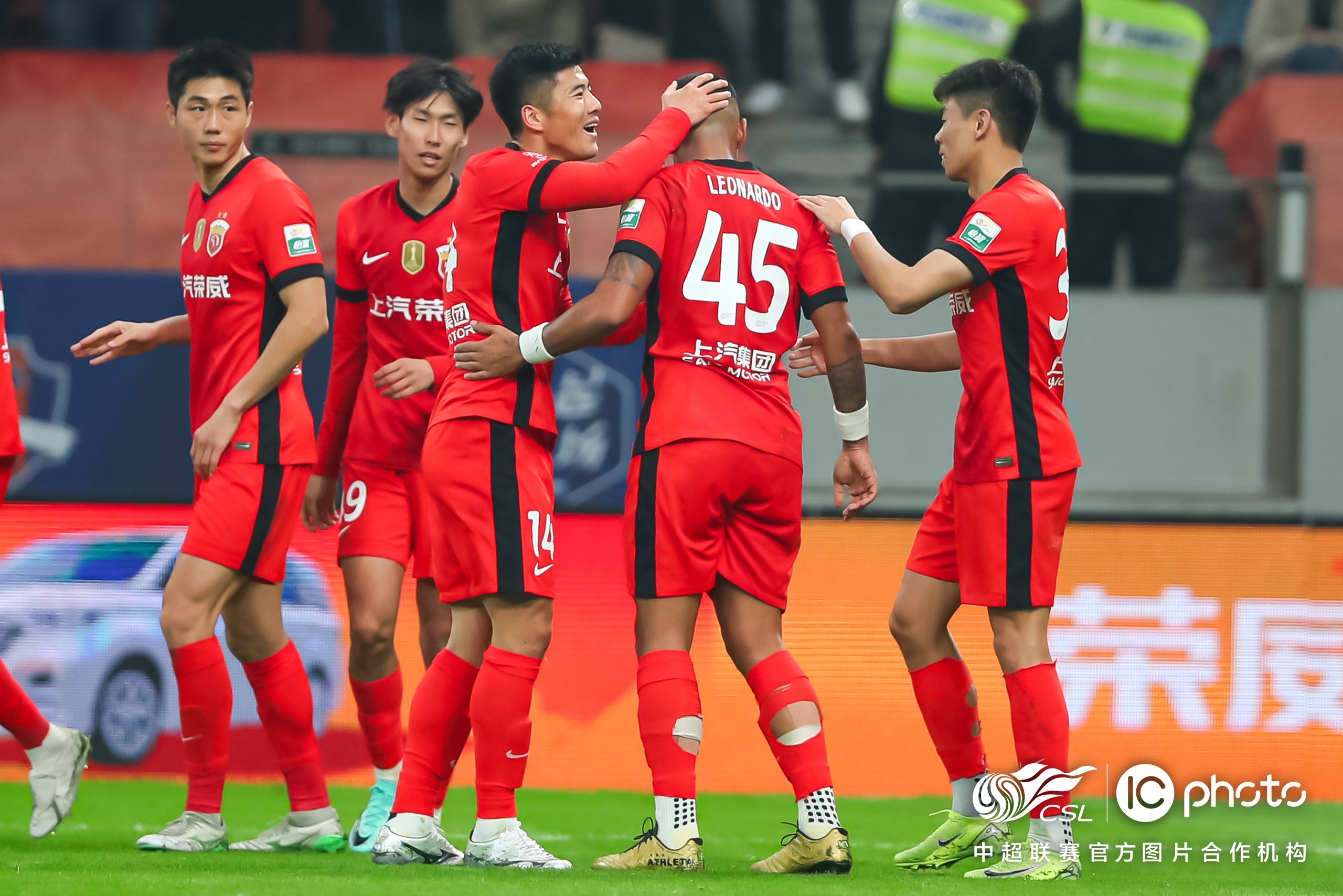 风云突变！上海海港集结日远射贴柱，CBA常规赛版图或变，底气十足，控场能力受关注的简单介绍