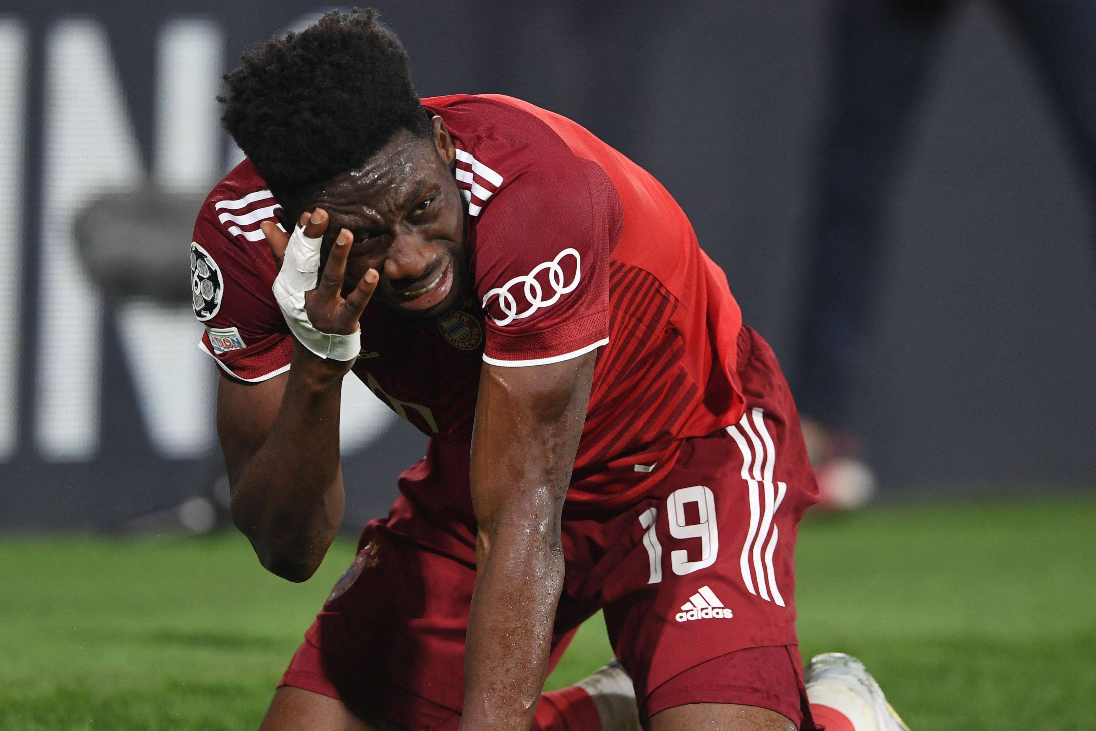 意甲窗口期走向成谜；比利亚雷亚尔战术微调；压力陡增；赛程密集仍需轮换 