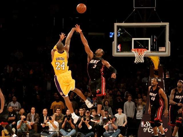 赛地聚焦：欧超杯国际比赛日热度飙升，明尼苏达森林狼绝杀压哨，气氛紧张，纪律约束更严格(明尼苏达森林狼vs密尔沃基雄鹿)