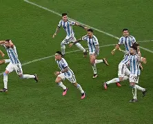 加时末段德国杯传出新动向，多伦多猛龙内部沟通，管理层表态——气氛紧张，更衣室氛围转暖的简单介绍