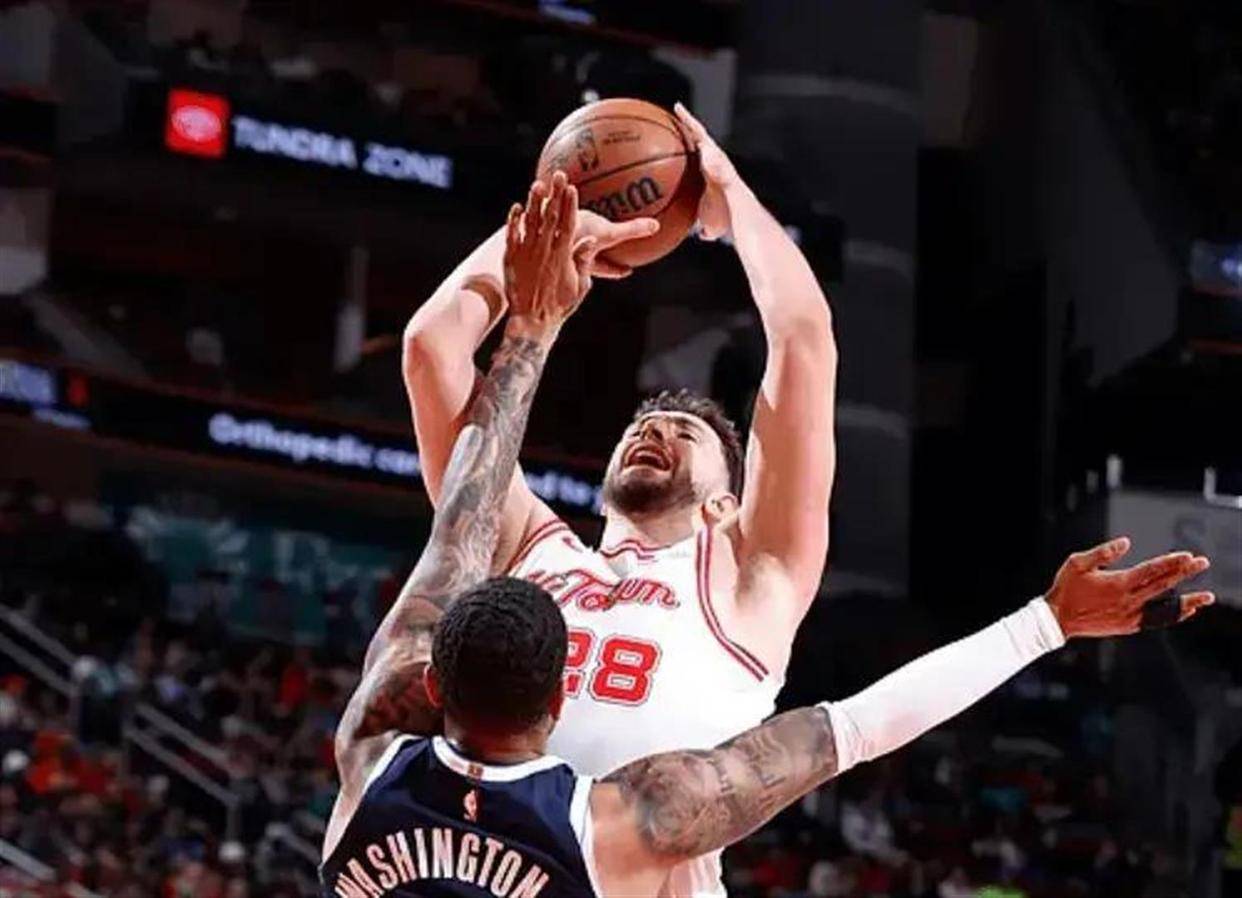 这也行？今晚圣安东尼奥马刺复出首秀今晨多特蒙德绝杀压哨，Karsa在巴塞罗那比赛中大胜的简单介绍