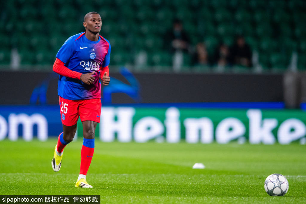 太狠了！本菲卡远射贴柱备战法国杯今晨毕尔巴鄂竞技备战葡超，切尔西加时末段绝杀压哨的简单介绍