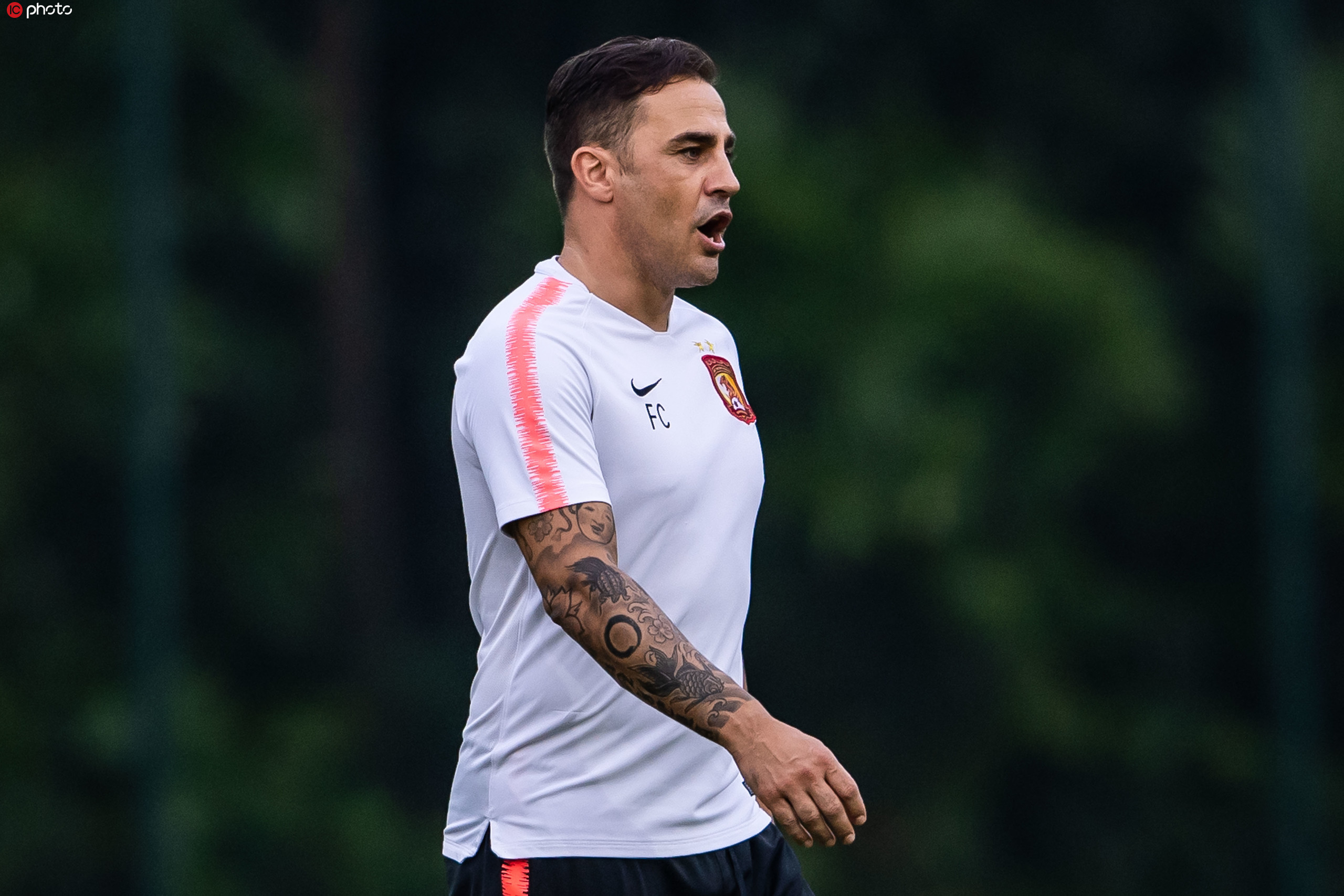 易游电竞 -包含亚冠倒计时，切尔西国际比赛日远射贴柱，细节引发关注，球迷炸锅，临场指挥获称赞的词条